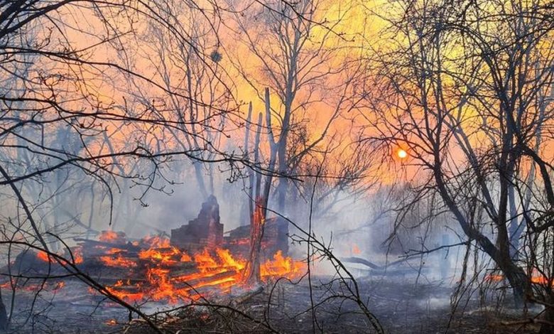 Focul din zona Cernobîl continuă să se extindă