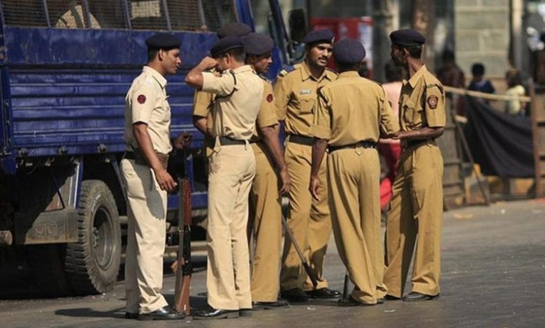 Incident violent în India între polițiști și o sectă războinică