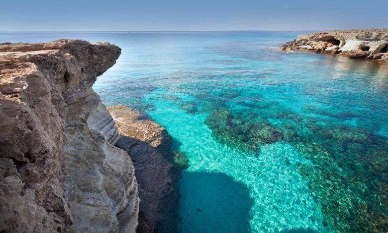 Dacă turiștii se infectează cu coronavirus în Cipru, nu plătesc vacanța