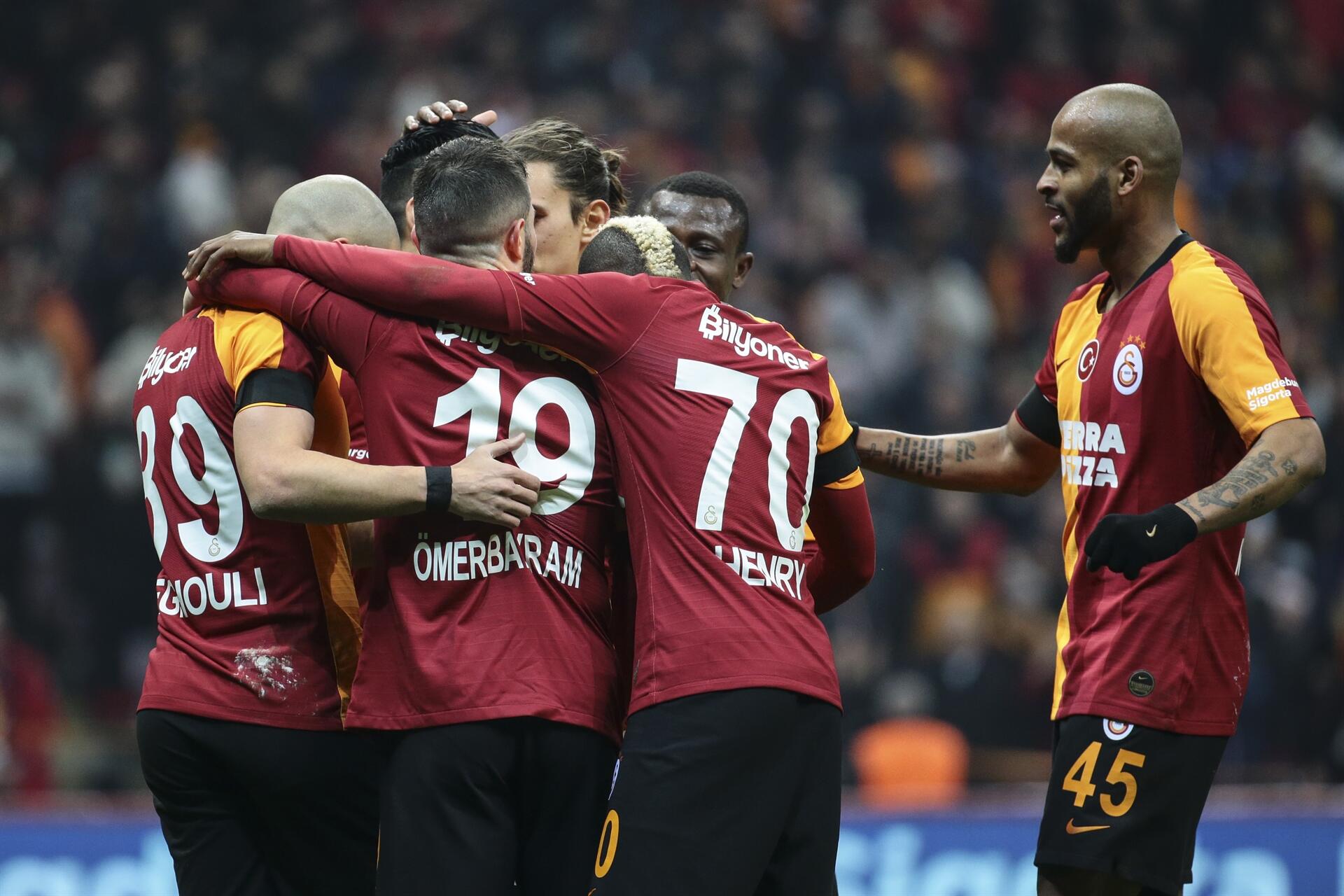 Galatasaray vrea să transfere un român U21
