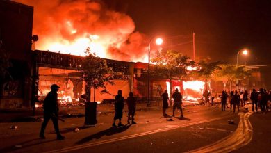 SUA, în prag de război civil! E stare de asediu în 25 de orașe