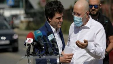 Conferință cu scandal! Viceprimarul Capitalei s-a îmbrâncit cu Nicușor Dan și nu l-a lăsat să vorbească