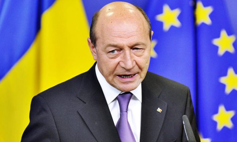 Traian Băsescu îi dă lecții lui Ludovic Orban
