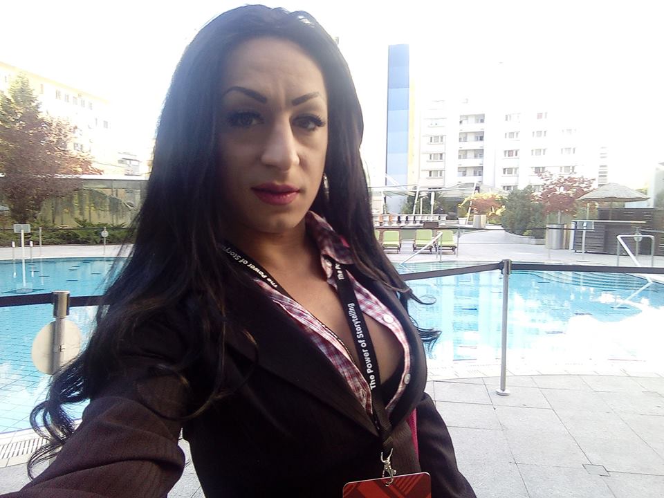 O femeie transgender de etnie romă candidează la Sectorul 2