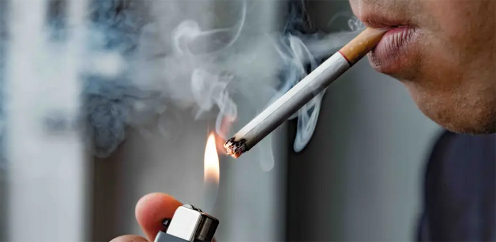 Fumătorii sunt mai vulnerabili la infecţia cu Covid-19