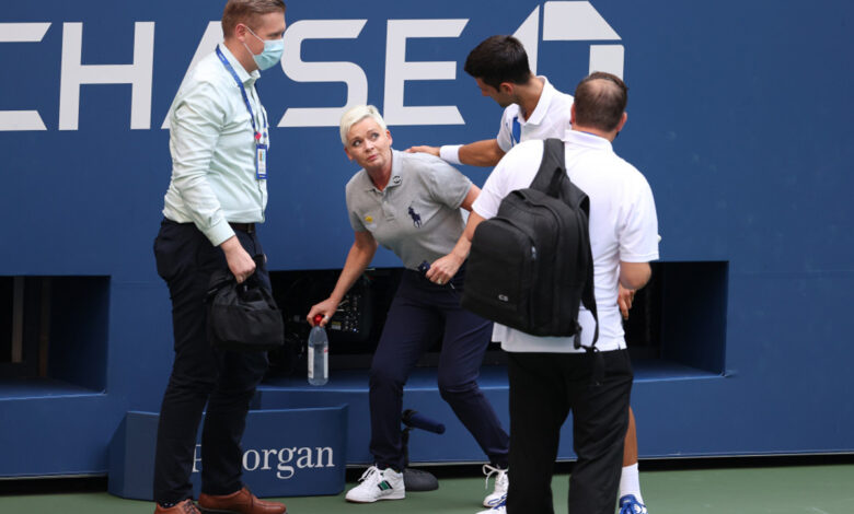 Novak Djokovic, descalificat de la US Open